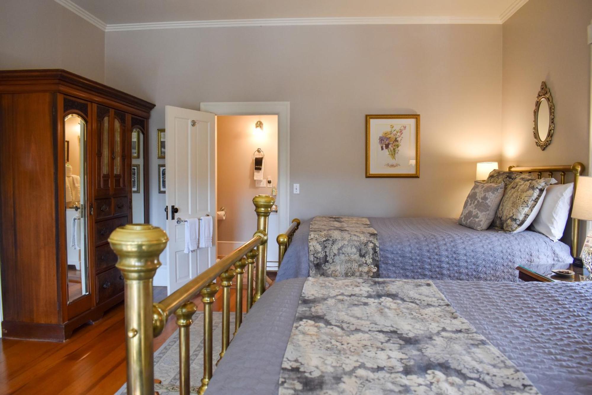 אשלנד Mccall House Boutique Hotel מראה חיצוני תמונה
