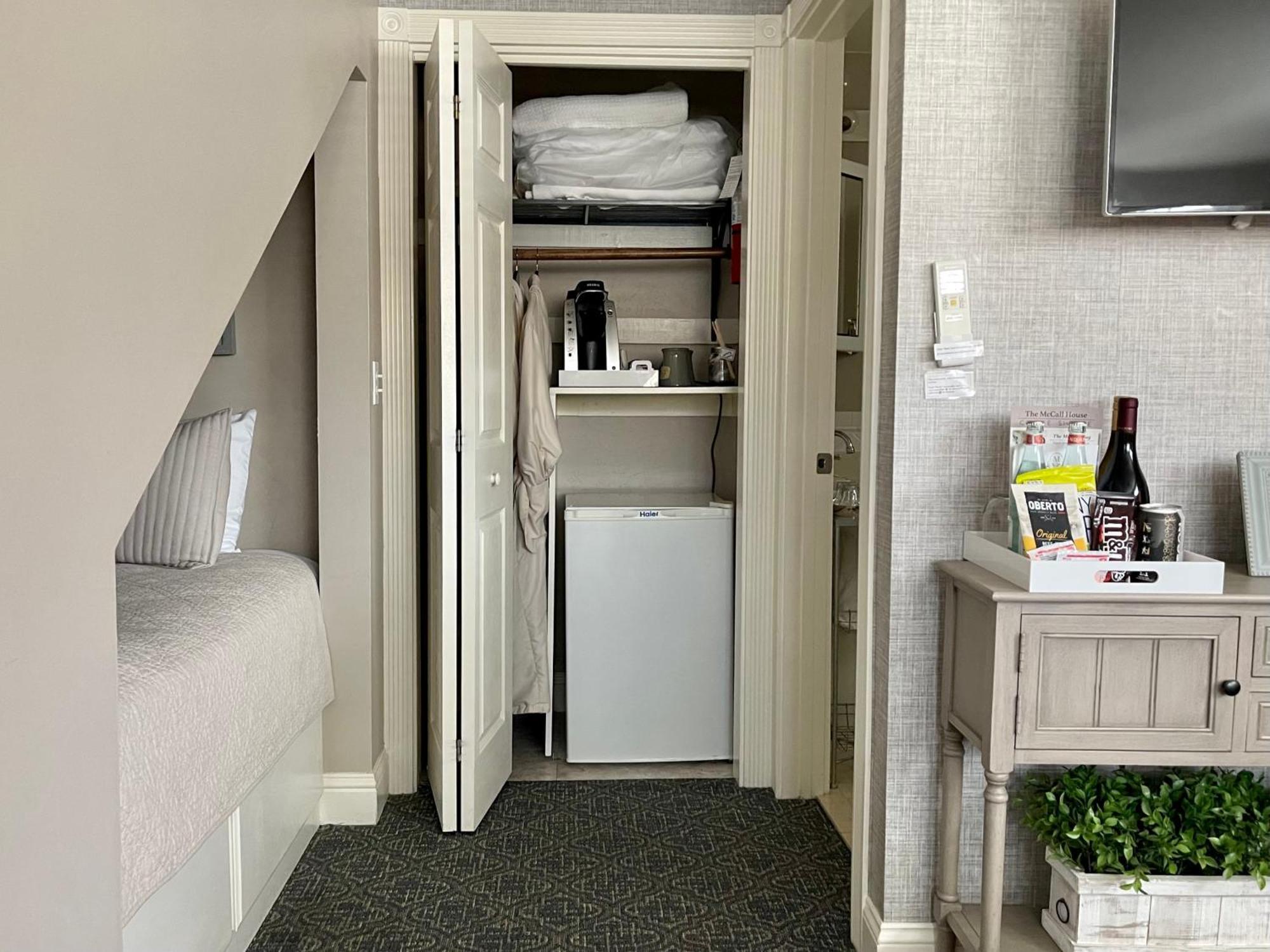 אשלנד Mccall House Boutique Hotel חדר תמונה